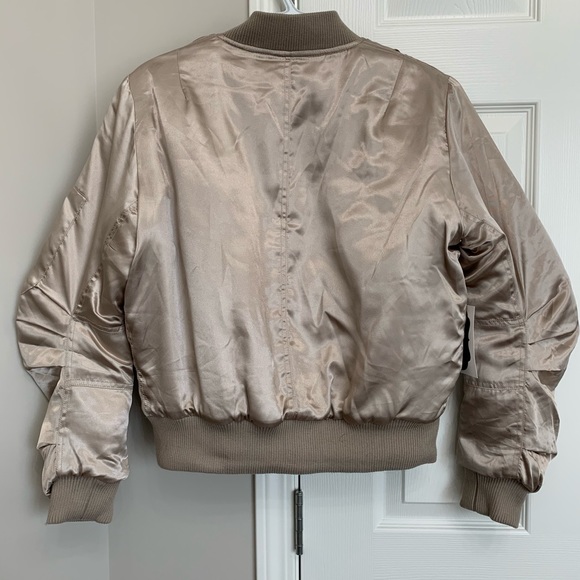 NWT Jacket - Picture 2 of 2